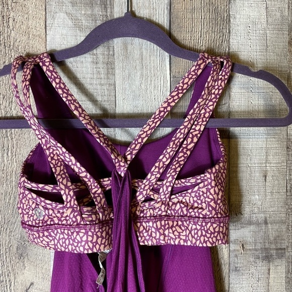 Lululemon nouveau limits pink tank bra - Picture 7 of 11
